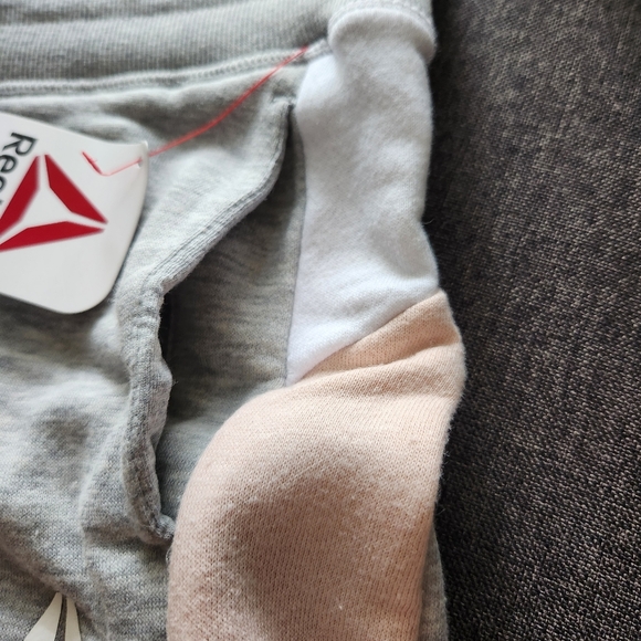 NWT Reebok Shorts - Picture 5 of 6